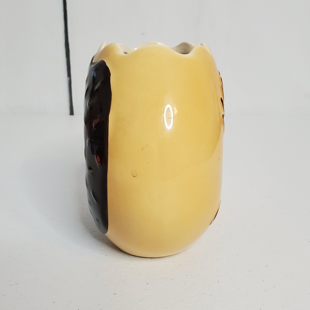 *SOLD* Big Mouth Ceramic Donut Shaped Coffee Novelty Mug - Picture 4 of 11